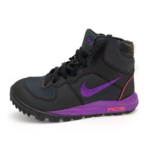 Nike Other - Nike ACG Mens Size 9.5 Takos Hiking Trail Black Purple Shoes 386356-450